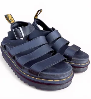 Dr Martens Blaire‎ Black Leather Platform Sandals Buckle Strap Womens Size Shoes thumbnail 1