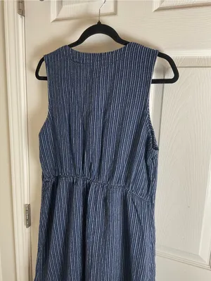 Old Navy Blue & White Striped Linen-Blend Sleeveless Woman’s Dress Size Large thumbnail 6