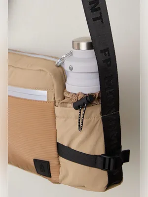 Free people movement sidekick crossbody bag- ginger NWT sold out $78 thumbnail 3