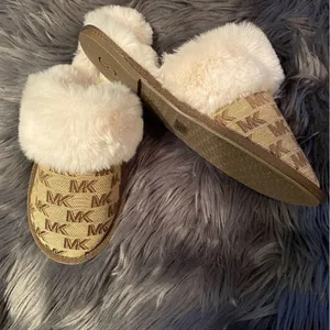 NWB Michael Kors Women’s Tula Scuff Slip On Cozy Slippers thumbnail 11
