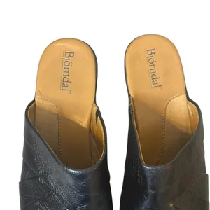 Björndal Shoes Susan Womens 6M Black Leather Mule Slip On Casual Heel Neutral thumbnail 3