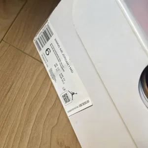Women’s air Jordan’s mid 1 thumbnail 8