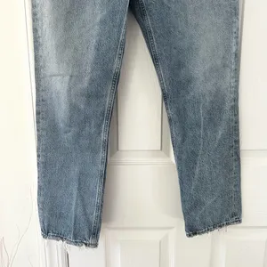 Riley High Rise Straight Crop Denim Jeans Button Fly In Frequency 27 thumbnail 9