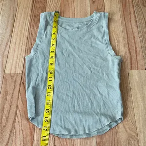 American Eagle Crop Tank Top Womens Small Sage Green Ribbed Sleeveless Casual thumbnail 8