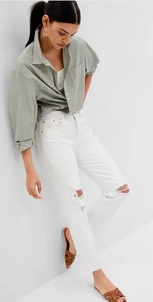 Gap High Rise Cheeky Straight Sz 31/ 12S with Jeans thumbnail 1