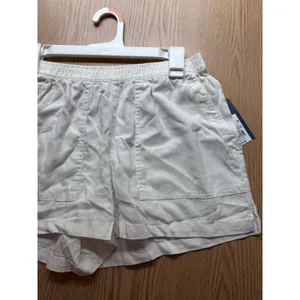 Universal Threads New Women’s Shorts Linen Rayon Elastic Waistband White Small thumbnail 2