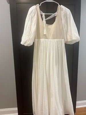 Boutique dress thumbnail 2