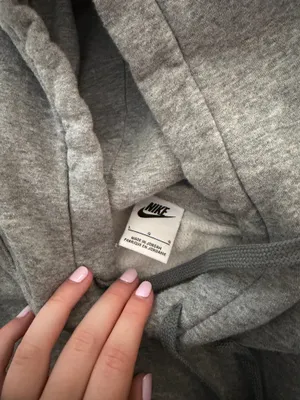 Grey Nike Sweatshirt Hoodie kids large thumbnail 3