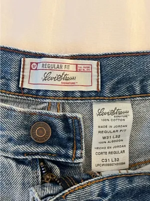 Levi's Shorts thumbnail 3