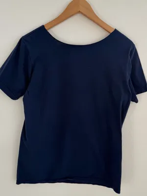 Chicago White Sox Majestic Navy Graphic Off the Shoulder T-Shirt thumbnail 9