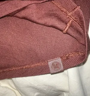Lululemon Hold Tight Shirt thumbnail 3