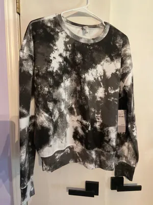 Zella Long-sleeve Top thumbnail 1