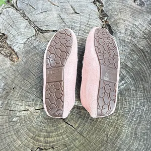 Ugg Australia suede women’s shoes size 11 thumbnail 6