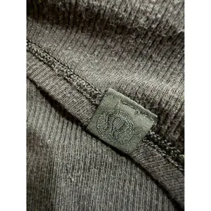Lululemon Ribbed‎ Cropped Tee Black Side Tie Short Sleeve Women's Top thumbnail 5