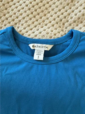 Athleta Short Sleeve thumbnail 2
