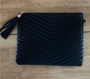 Black Chevron Quilted Faux‎ Leather Clutch Crossbody Bag w Tassel Gold Hardware thumbnail 1