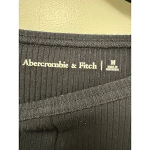 Abercrombie & Fitch Cropped Top Women's M Black Viscose Ribbed Knit Stretch NWT thumbnail 7