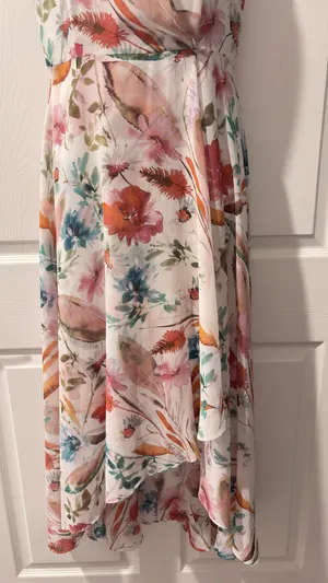 Calvin Klein Floral Chiffon Maxi Dress Size 6 – Surplice V-Neck, Lined, Summer thumbnail 5