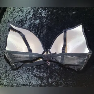 Victoria's Secret Padded Lace Bra thumbnail 2