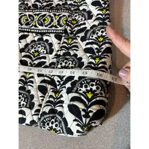Vera Bradley Curvy Tote in Fanfare - Retired Pattern Like New‎ thumbnail 5
