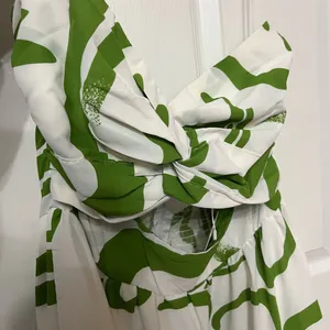 NWT‎ Billy J hazel midi dress in green print size 14 thumbnail 4