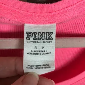 Pink‎ Victoria's Secret thermal thumbnail 4