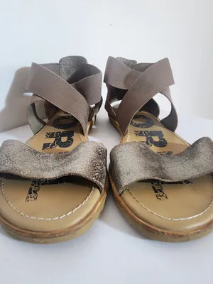 Sorel Ella Brown and Gold Slip On Sandals Leather and Elastic Straps Size 9.5 thumbnail 2