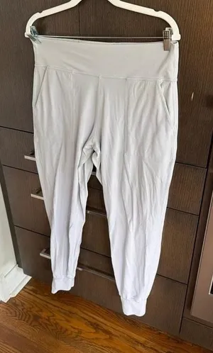 Lululemon Align‎ Jogger 28" Silver Lilac women's 14 thumbnail 1