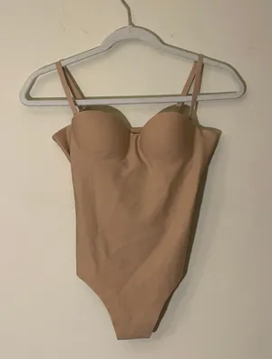 Skims Bodysuit thumbnail 3