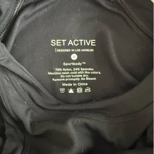 Set Active High Neck Sports Bra thumbnail 5