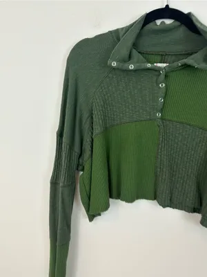 Urban Outfitters BDG Tabby Thermal Henley Cropped Top Green Size Medium thumbnail 3