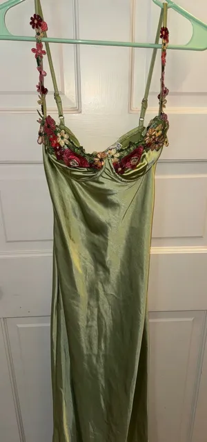 Princess Polly Formal Dress thumbnail 1