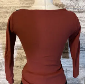 Brandy Melville 3/4 Sleeve Top  thumbnail 7