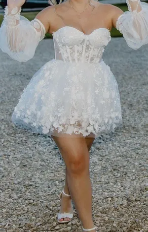Reception Dress Rosie Ettiene thumbnail 1