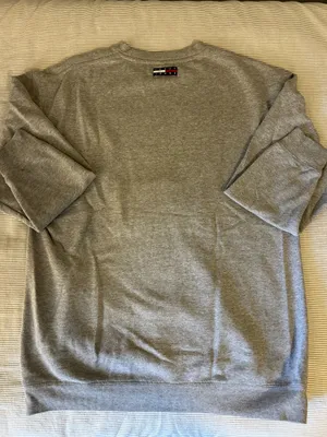 Vintage Tommy Hilfiger Crew Neck thumbnail 2