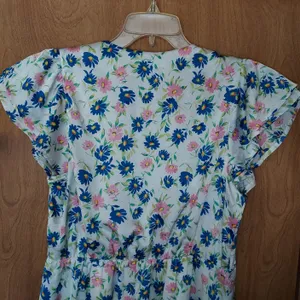 Draper James blue and pink floral short sleeve kimono/robe with tie front Sz MED thumbnail 9