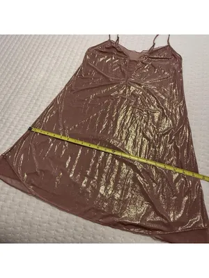Victoria’s Secret Mauve Pink Rose Gold Shimmer Sz M Medium Nightie Slip Lingerie thumbnail 6