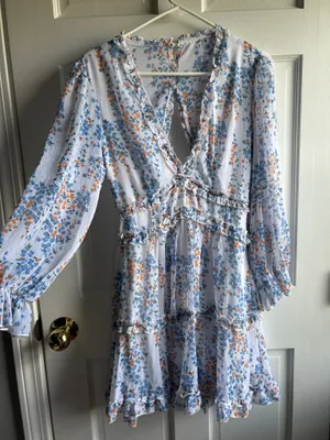 boutique backless floral mini dress thumbnail 2