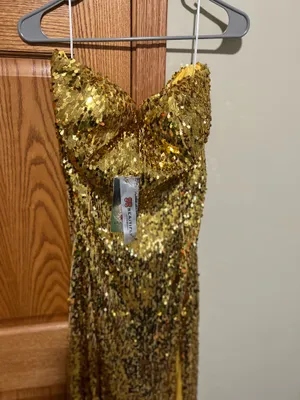 Beautifly Gold sequin gown thumbnail 3