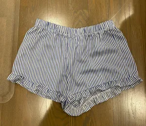 Forever 21 Lounge Shorts thumbnail 1