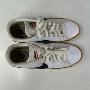 Nike Court Legacy White Desert Ochre Sneakers Size 7.5‎ thumbnail 3