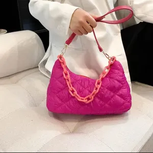 Pink quilted chain shoulder bag thumbnail 2