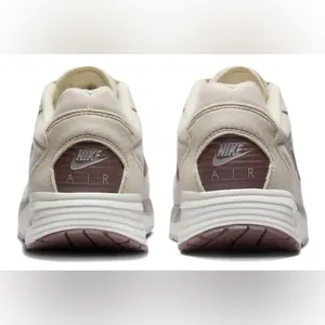 New Nike Women’s Air Max Solo Phantom Smokey Mauve Casual Sneakers Size 9 thumbnail 4