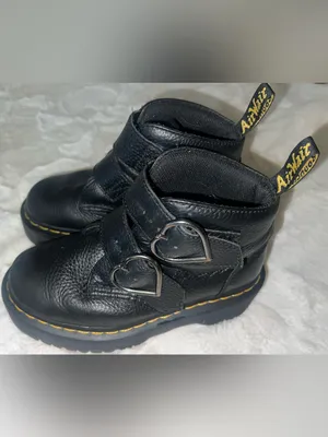 Dr. Martens Devon Heart Leather Platform boots goth emo baby bat women’s 5 alt thumbnail 3