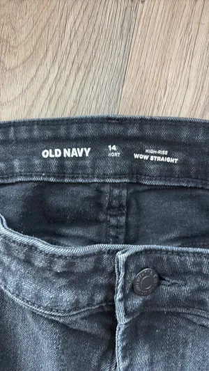 Old Navy Wow High-Rise Straight Jeans thumbnail 2