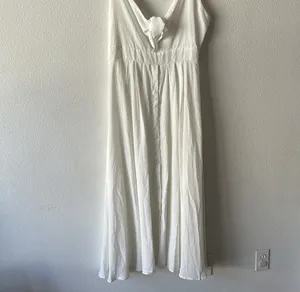 Chicme White Maxi Dress (unlined) thumbnail 7
