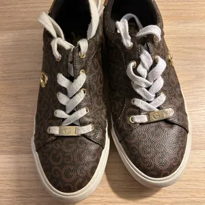 G Los Angeles Brown and Gold Sneakers with Logo Accent thumbnail 2