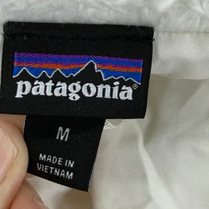 Patagonia Women Size‎ M Cream Fuzzy Fleece Full Zip Jacket Winter Cozy thumbnail 5