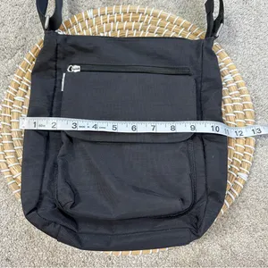 Baggallini Women’s Pocket Town Bagg Crossbody Bag Travel in Black thumbnail 13