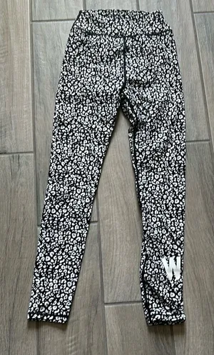 White Fox active white leopard leggings thumbnail 1